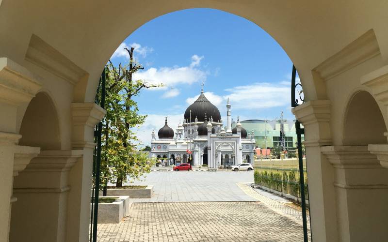 zahir mosque